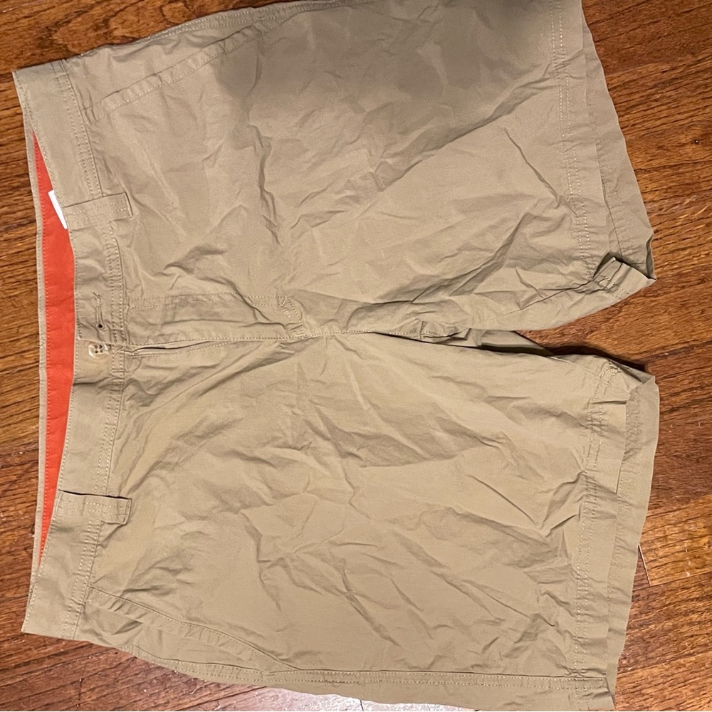 Men’s Columbia shorts size 34, worn once